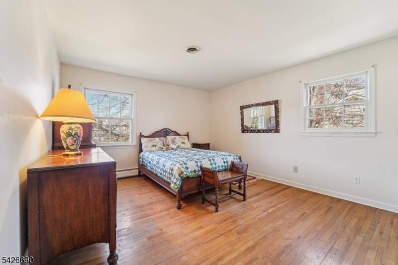 4 Bedroom Single Family Home/House's Image 20