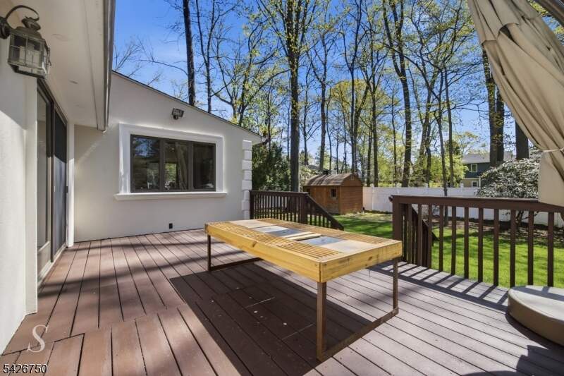4 Bedroom Single Family Home/House's Image 12
