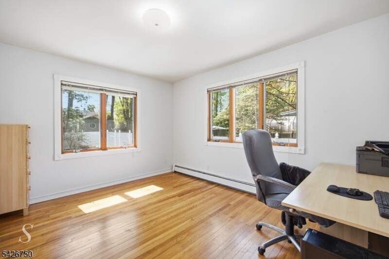 4 Bedroom Single Family Home/House's Image 17