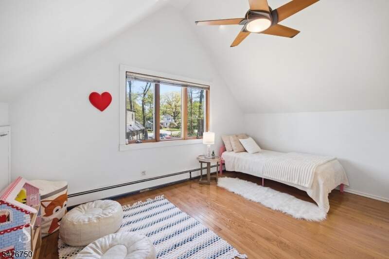 4 Bedroom Single Family Home/House's Image 21