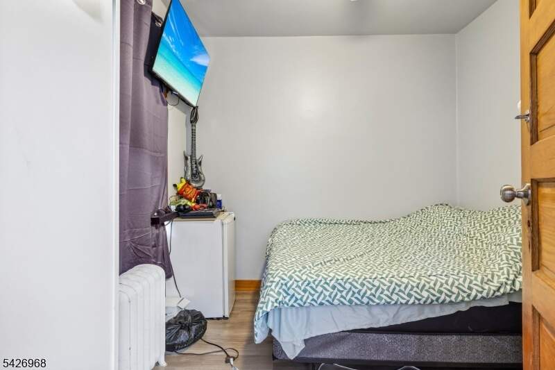 4 Bedroom Single Family Home/House's Image 10