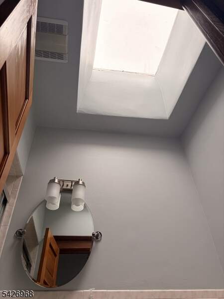 4 Bedroom Single Family Home/House's Image 12