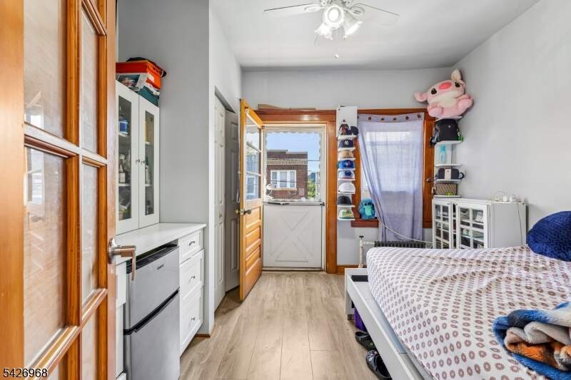 4 Bedroom Single Family Home/House's Image 18