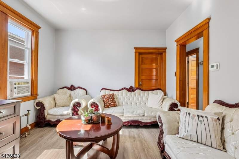 4 Bedroom Single Family Home/House's Image 4