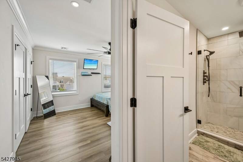5 Bedroom Single Family Home/House's Image 20