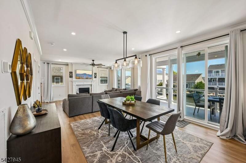 5 Bedroom Single Family Home/House's Image 6