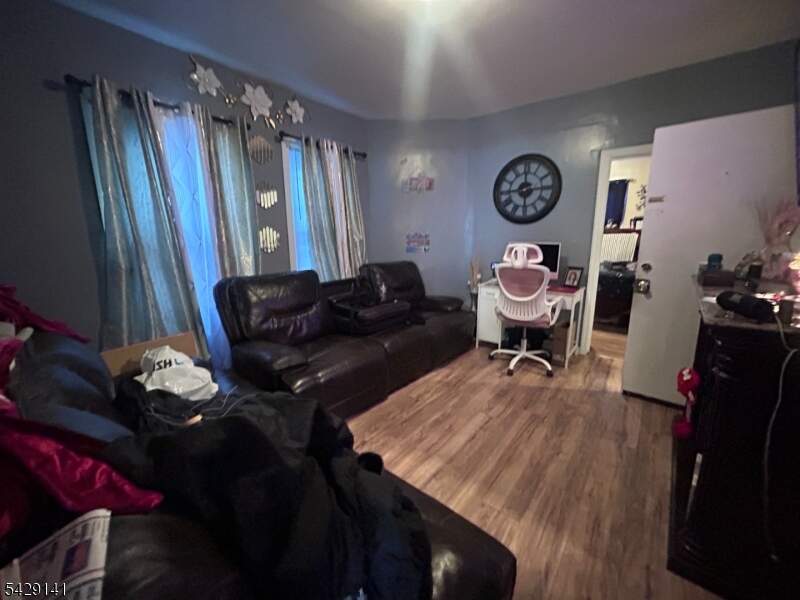 7 Bedroom Multi Unit's Image 8