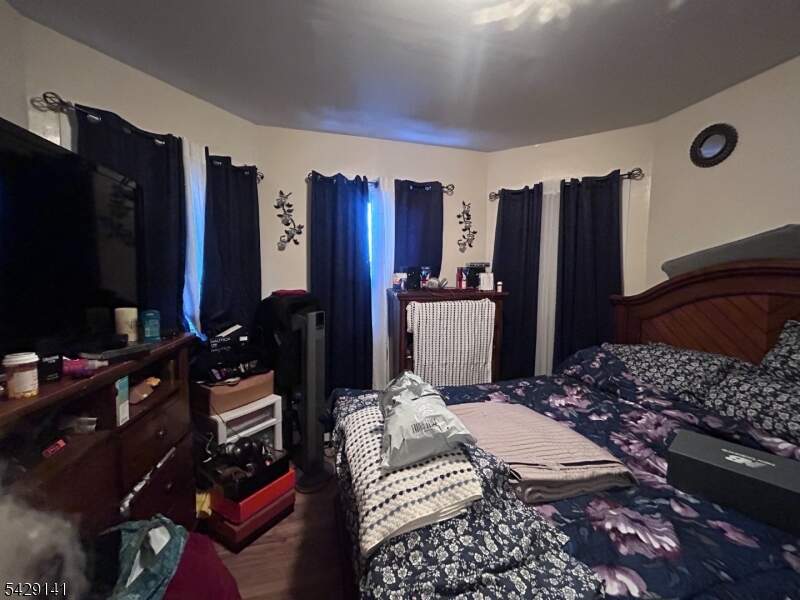 7 Bedroom Multi Unit's Image 9