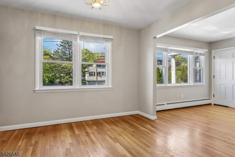 6 Bedroom Multi Unit's Image 19