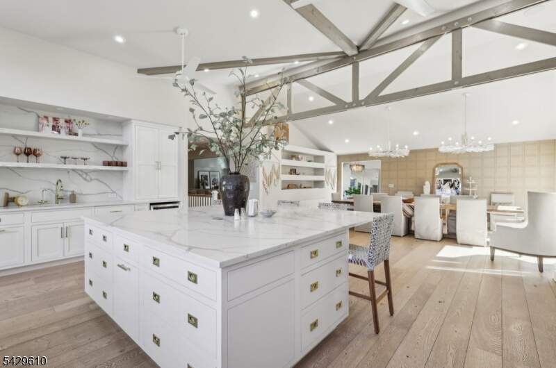 5 Bedroom Single Family Home/House's Image 6