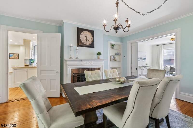 4 Bedroom Single Family Home/House's Image 11