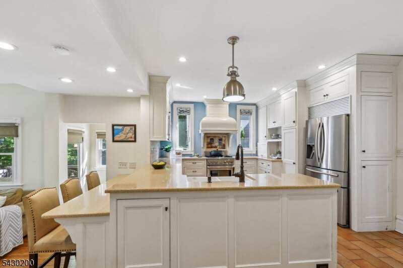 4 Bedroom Single Family Home/House's Image 12