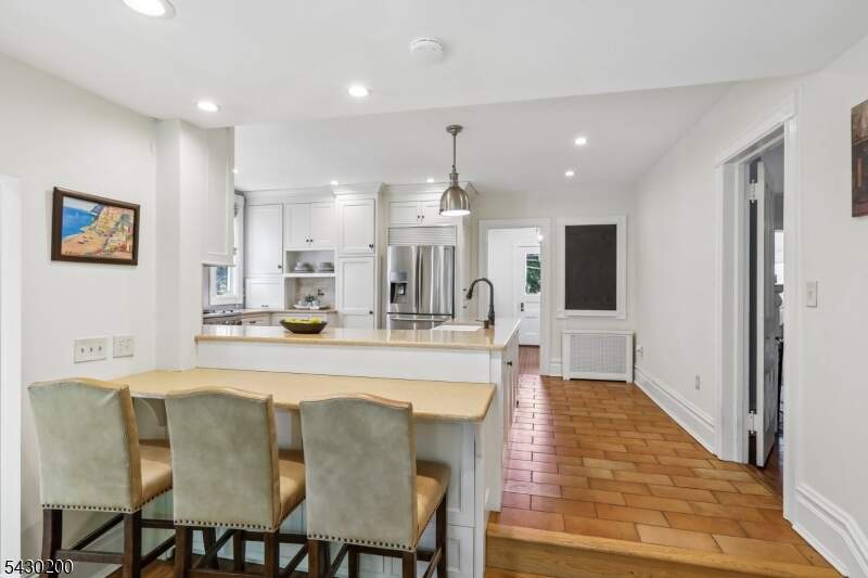4 Bedroom Single Family Home/House's Image 15