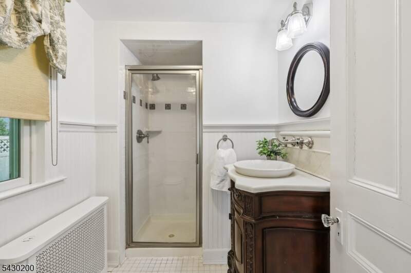 4 Bedroom Single Family Home/House's Image 18