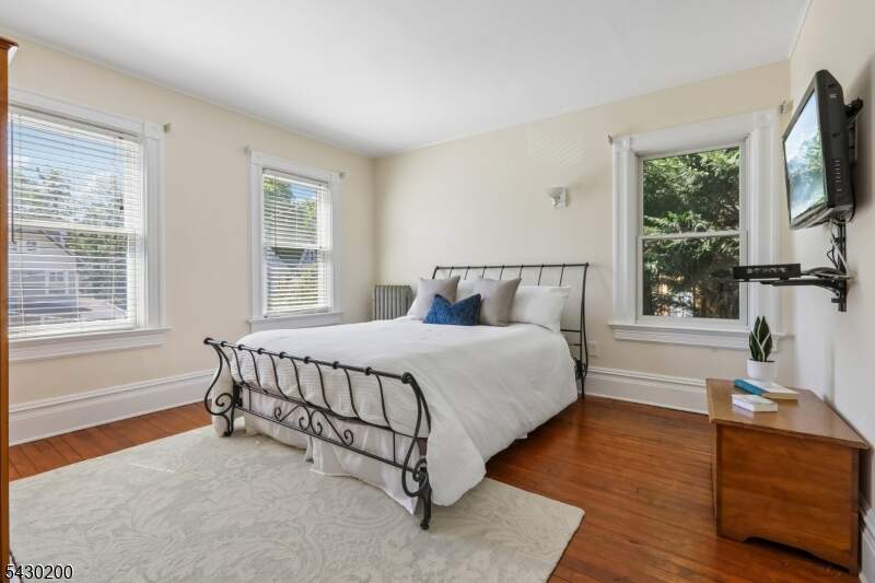 4 Bedroom Single Family Home/House's Image 22