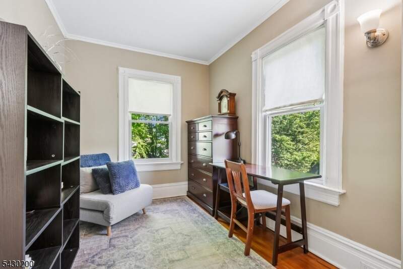 4 Bedroom Single Family Home/House's Image 28