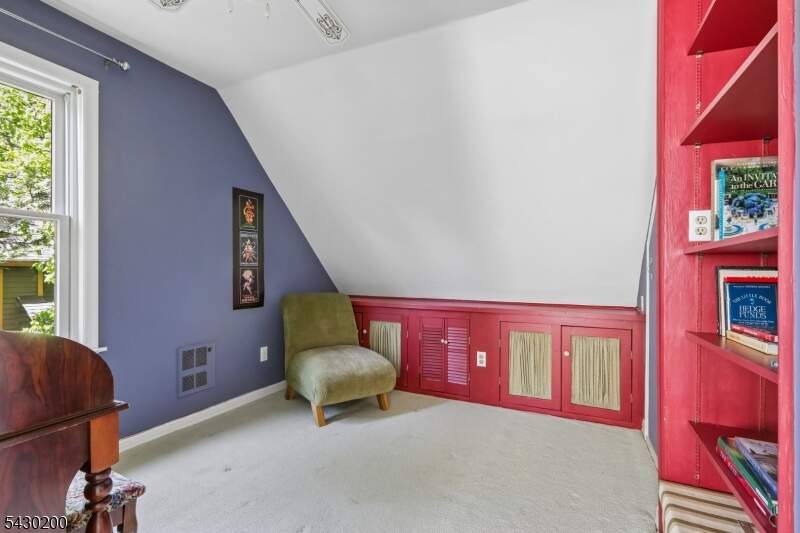 4 Bedroom Single Family Home/House's Image 33
