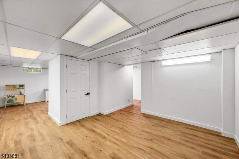 3 Bedroom Single Family Home/House's Image 29