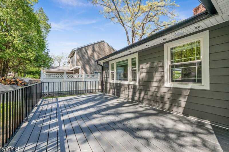 3 Bedroom Single Family Home/House's Image 33