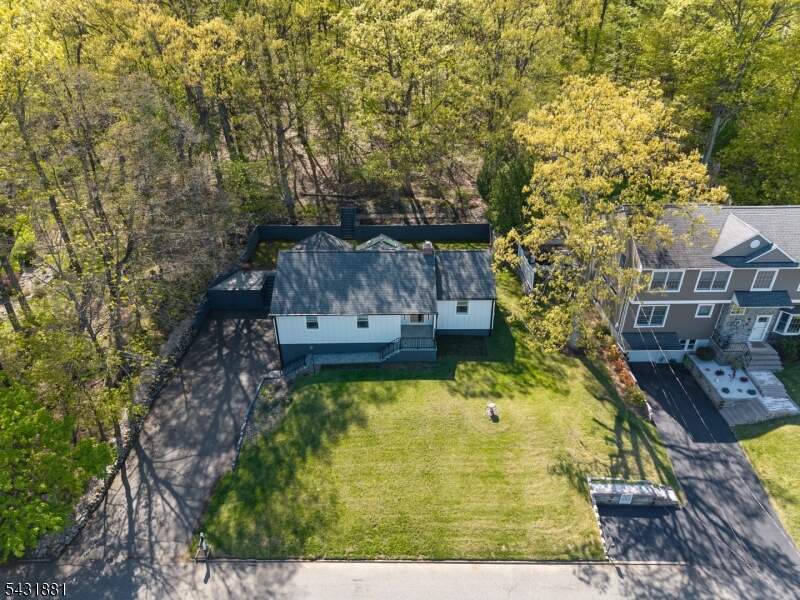 3 Bedroom Single Family Home/House's Image 43