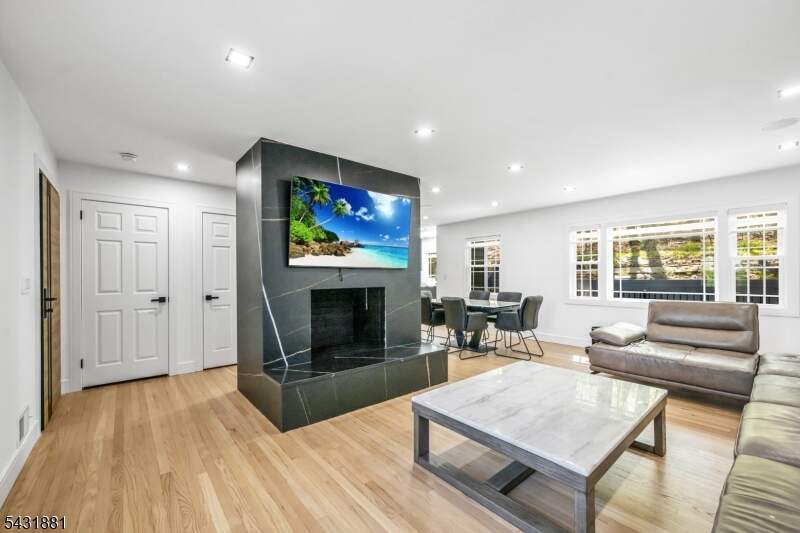 3 Bedroom Single Family Home/House's Image 3