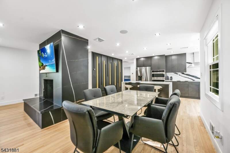 3 Bedroom Single Family Home/House's Image 5