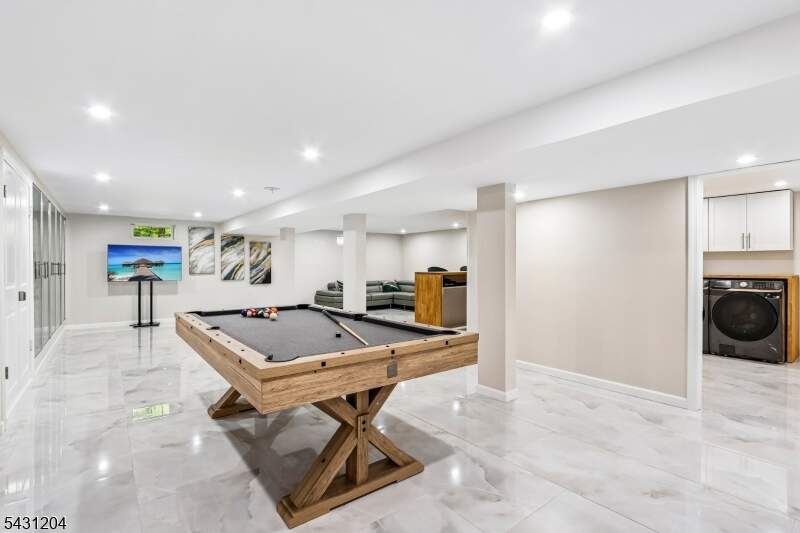 4 Bedroom Single Family Home/House's Image 25