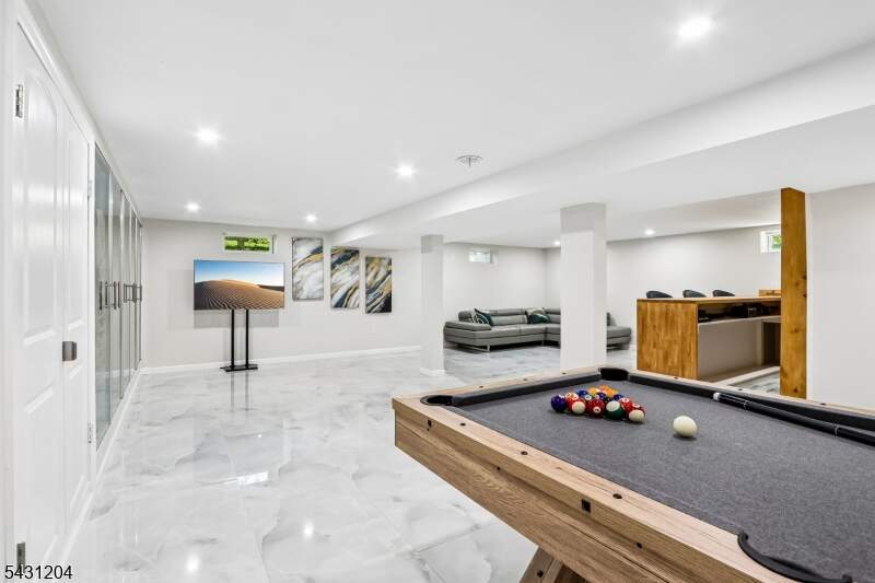 4 Bedroom Single Family Home/House's Image 35