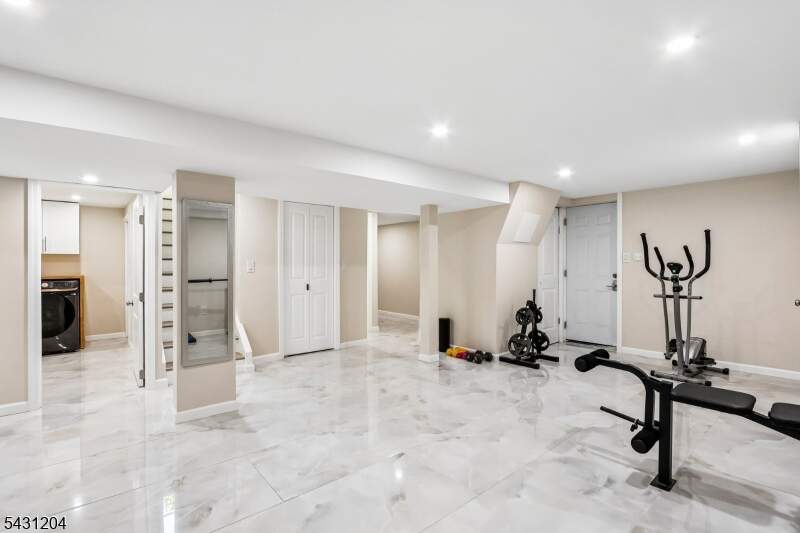 4 Bedroom Single Family Home/House's Image 36