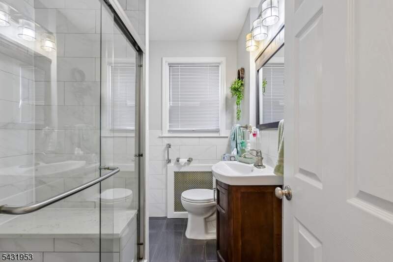 3 Bedroom Single Family Home/House's Image 14