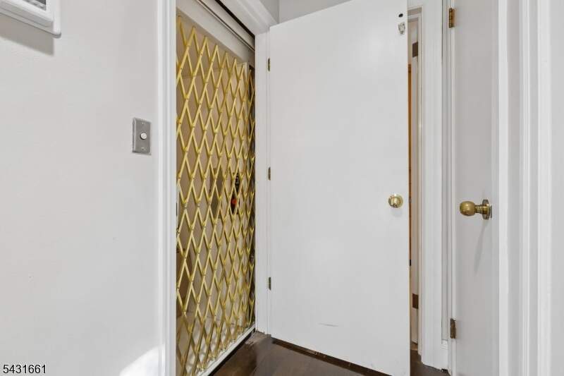 4 Bedroom Single Family Home/House's Image 20