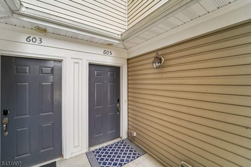 2 Bedroom Villa/Townhouse's Image 9