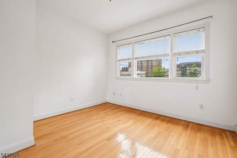 3 Bedroom Single Family Home/House's Image 21