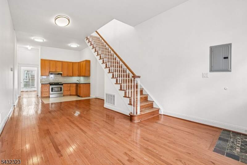 3 Bedroom Single Family Home/House's Image 5