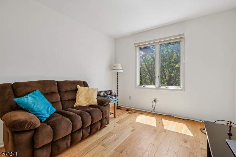 3 Bedroom Apartment/Flat's Image 25