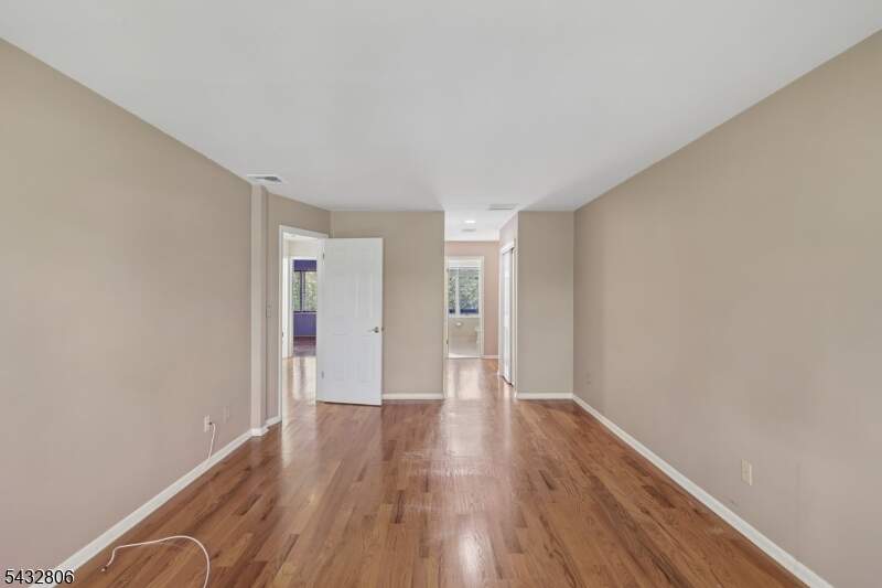 2 Bedroom Apartment/Flat's Image 17