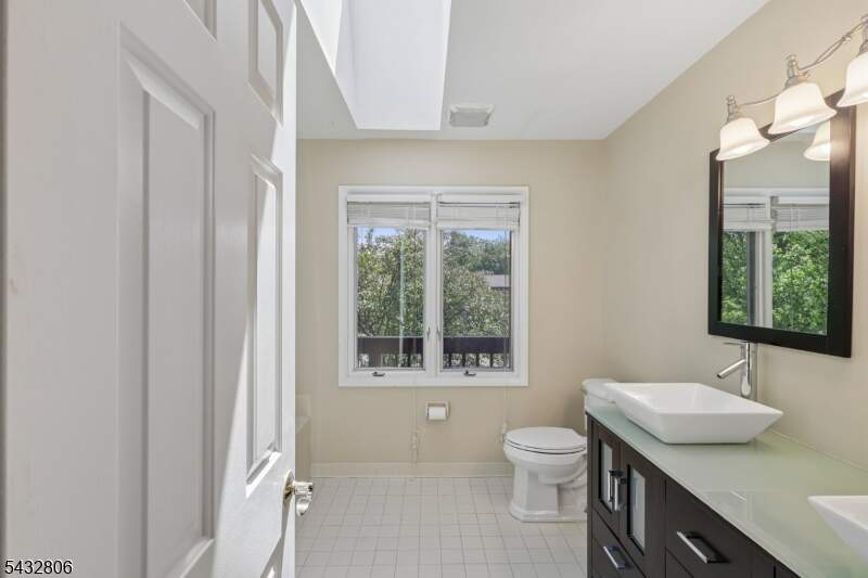 2 Bedroom Apartment/Flat's Image 19