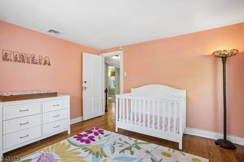 3 Bedroom Single Family Home/House's Image 8