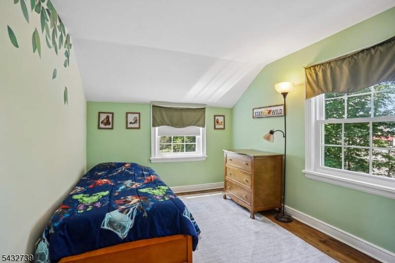 3 Bedroom Single Family Home/House's Image 9