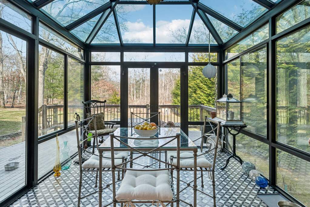 4 Bedroom Single Family Home/House's Image 14