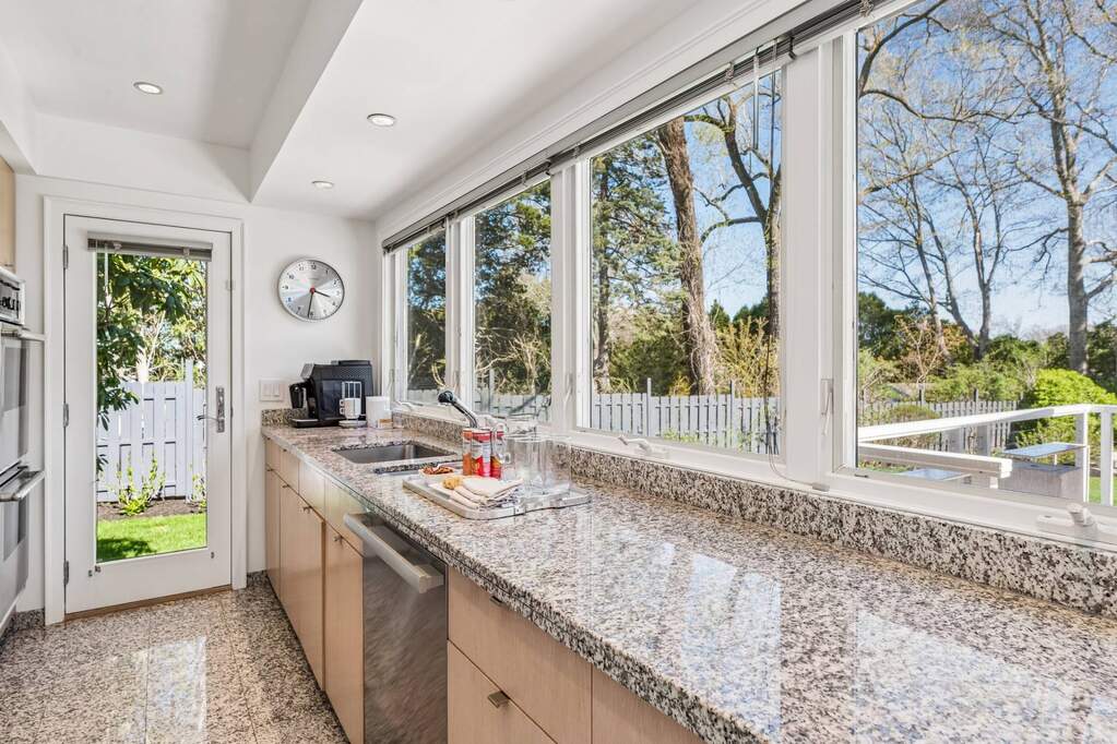 3 Bedroom Single Family Home/House's Image 13