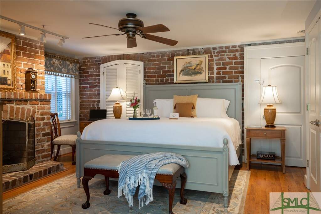 10 Bedroom Villa/Townhouse's Image 19