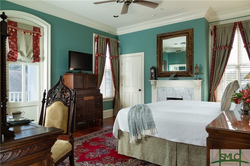 10 Bedroom Villa/Townhouse's Image 24