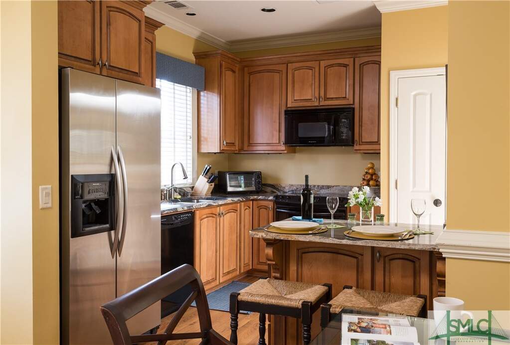 10 Bedroom Villa/Townhouse's Image 25