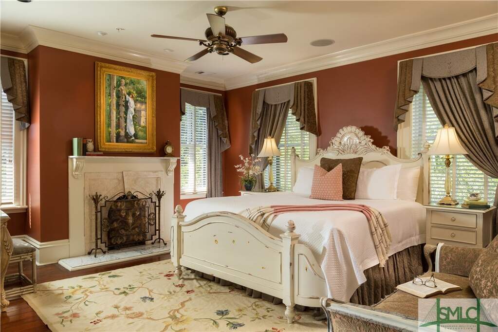 10 Bedroom Villa/Townhouse's Image 32