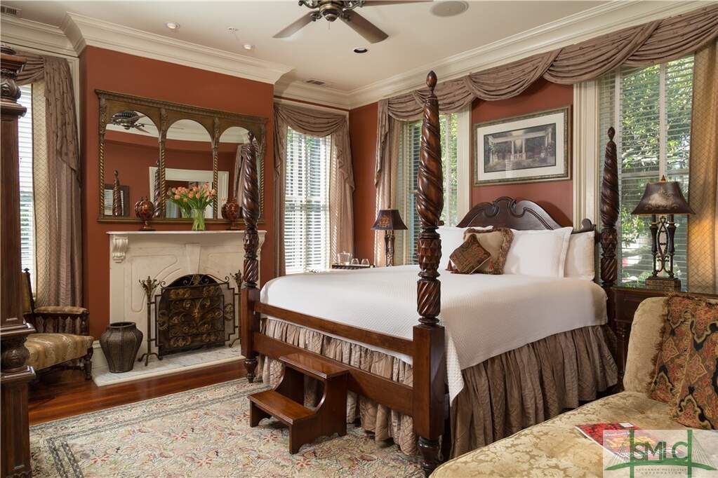 10 Bedroom Villa/Townhouse's Image 37
