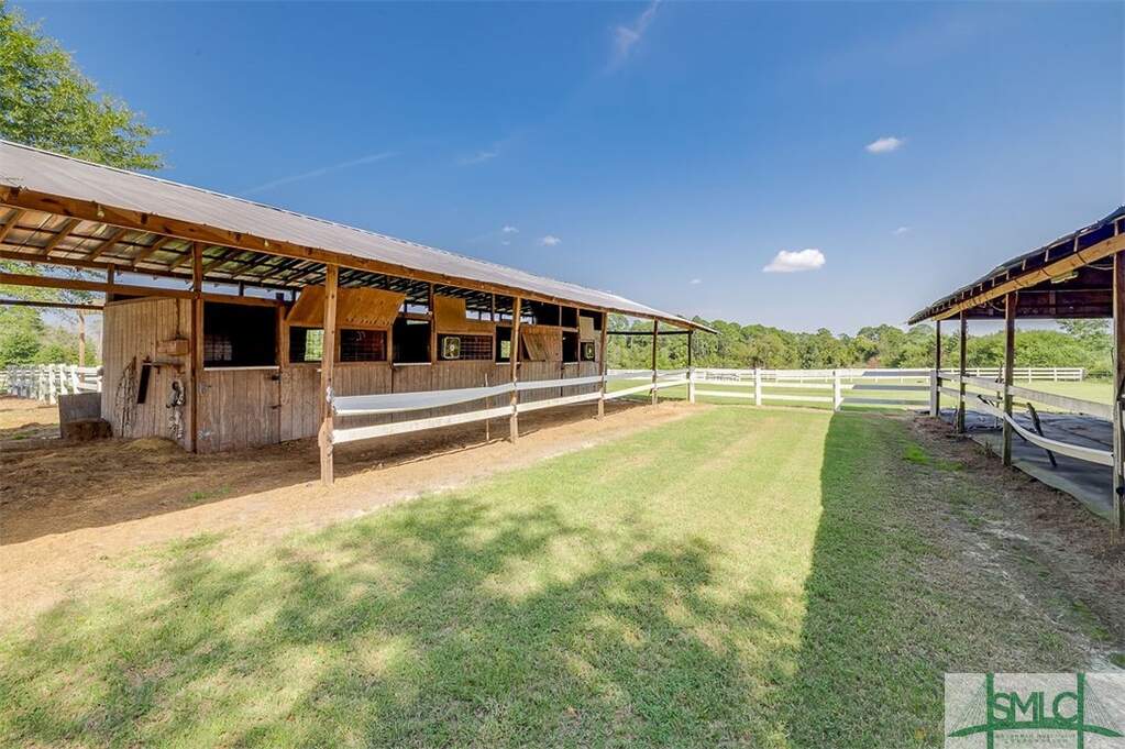 4 Bedroom Farm/Ranch/Plantation's Image 35
