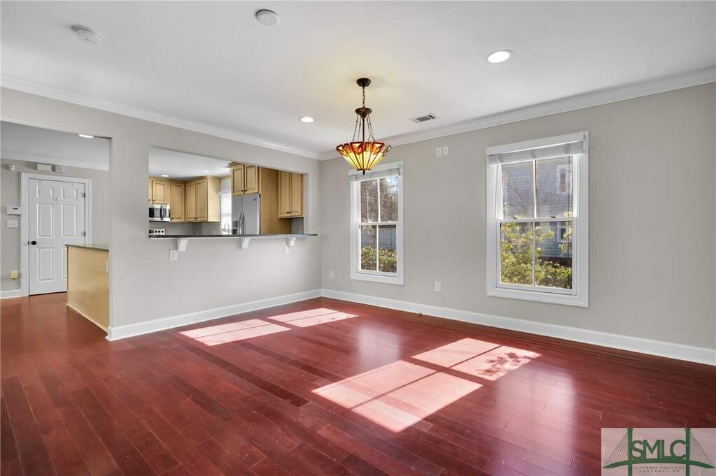 5 Bedroom Single Family Home/House's Image 12