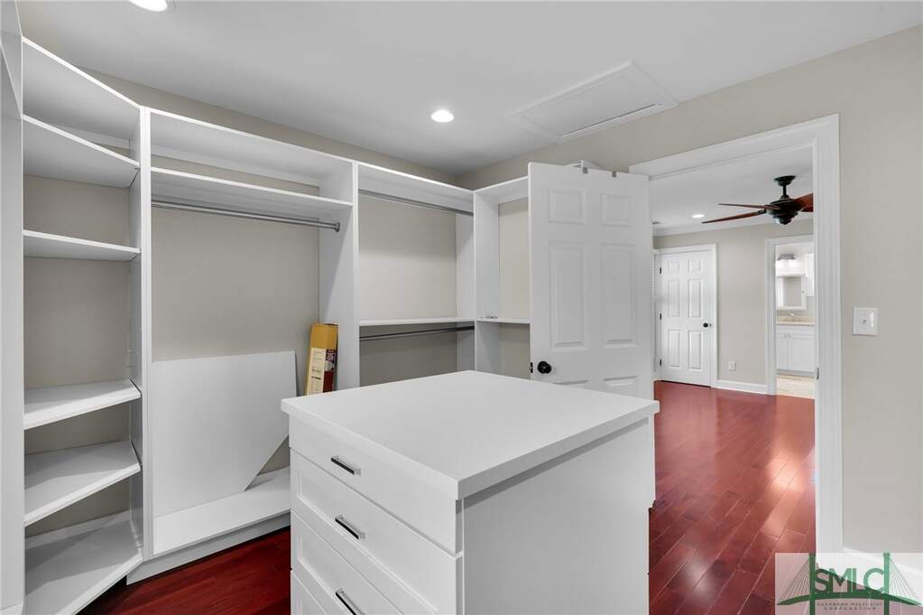 5 Bedroom Single Family Home/House's Image 19