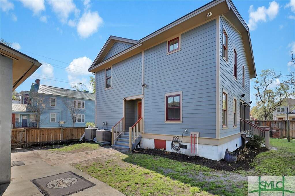 5 Bedroom Single Family Home/House's Image 38